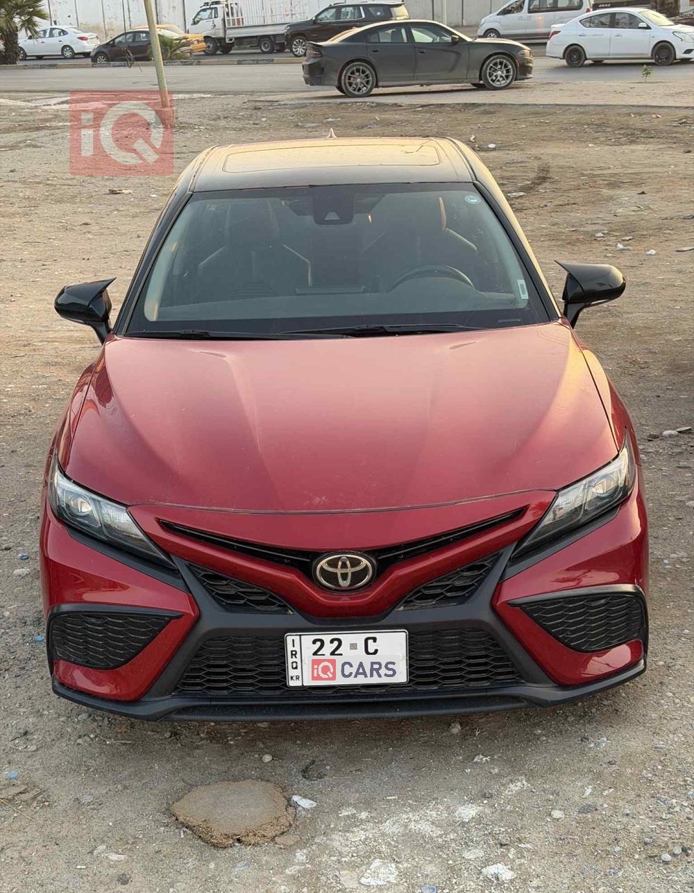 تۆیۆتا کامری